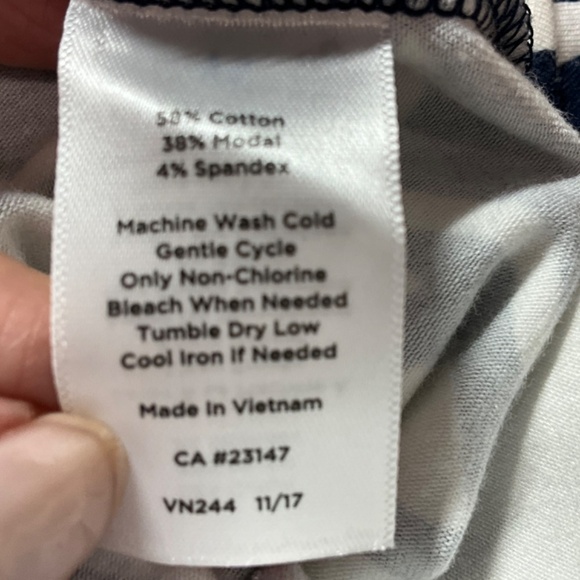 TALBOTS Graphic Botanical Maxi Jersey Knit Dress Back Zipper Black / White Sz M - Picture 9 of 10